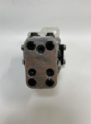 PC200-7 Komatsu 치기 통제 벨브, 702-16-01861 유압 발 페달 벨브